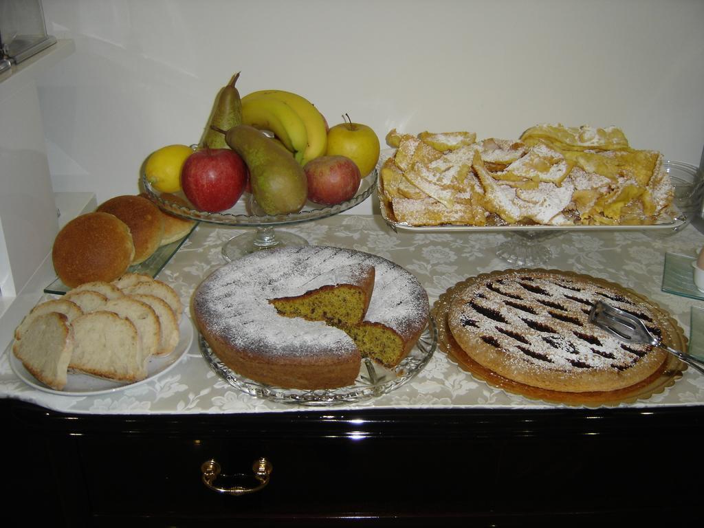 Fontana Vecchia Bed & Breakfast Atina ภายนอก รูปภาพ