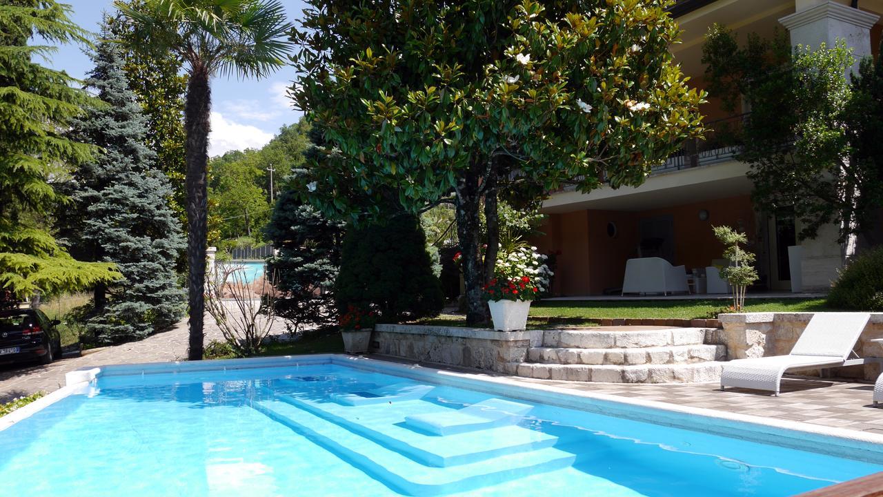 Fontana Vecchia Bed & Breakfast Atina ภายนอก รูปภาพ