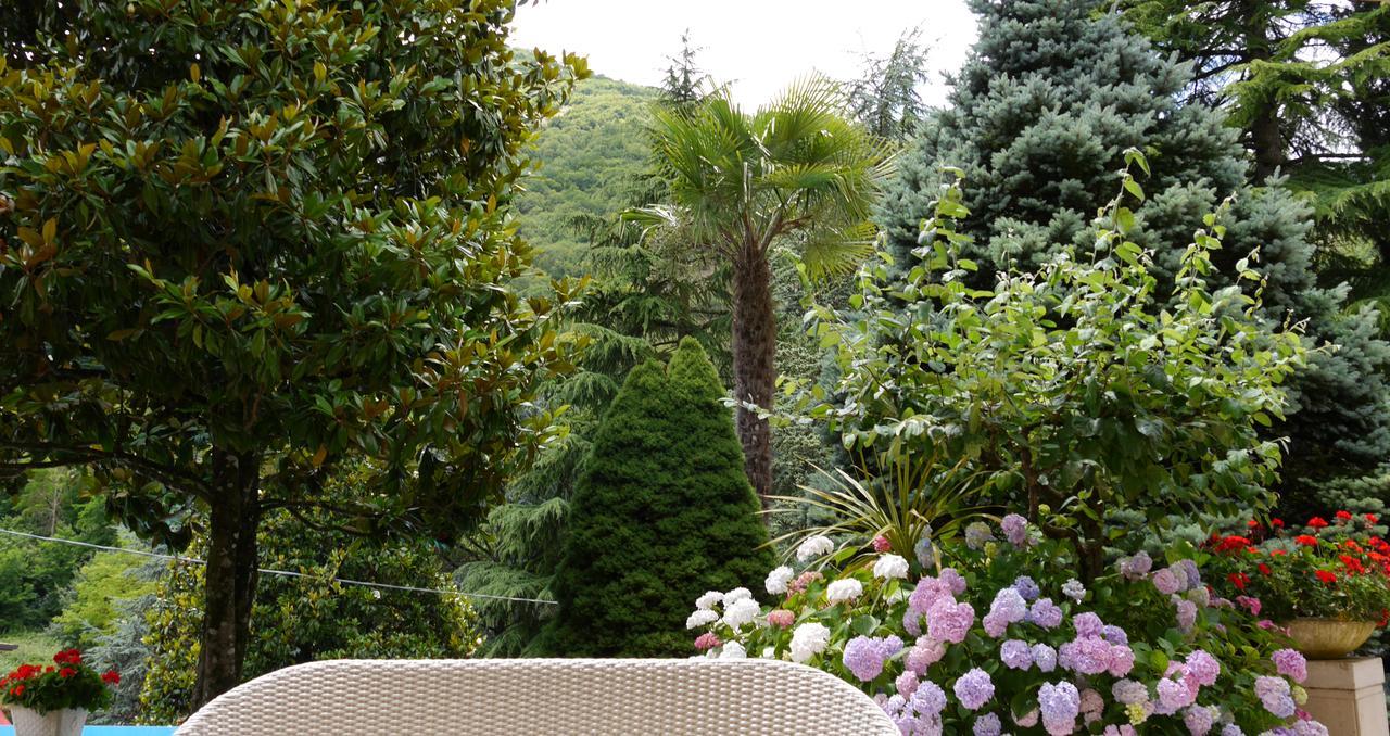 Fontana Vecchia Bed & Breakfast Atina ภายนอก รูปภาพ